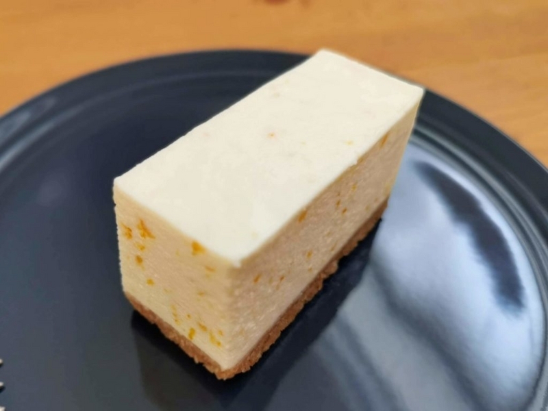 コガネイチーズケーキ いよかんピール (9)