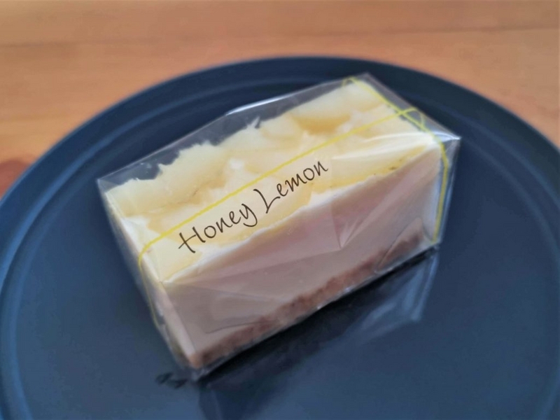 コガネイチーズケーキ ハニーレモンチーズケーキ (2)