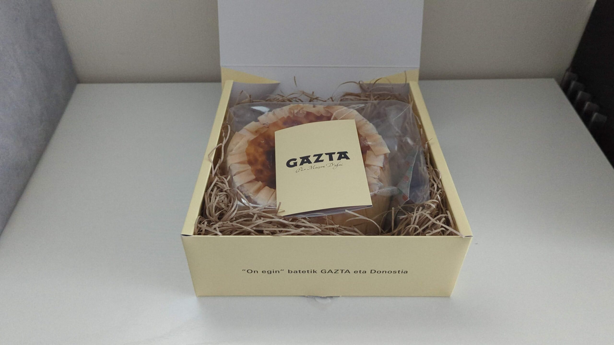 GAZTA（ガスタ）バスクチーズケーキ (25)
