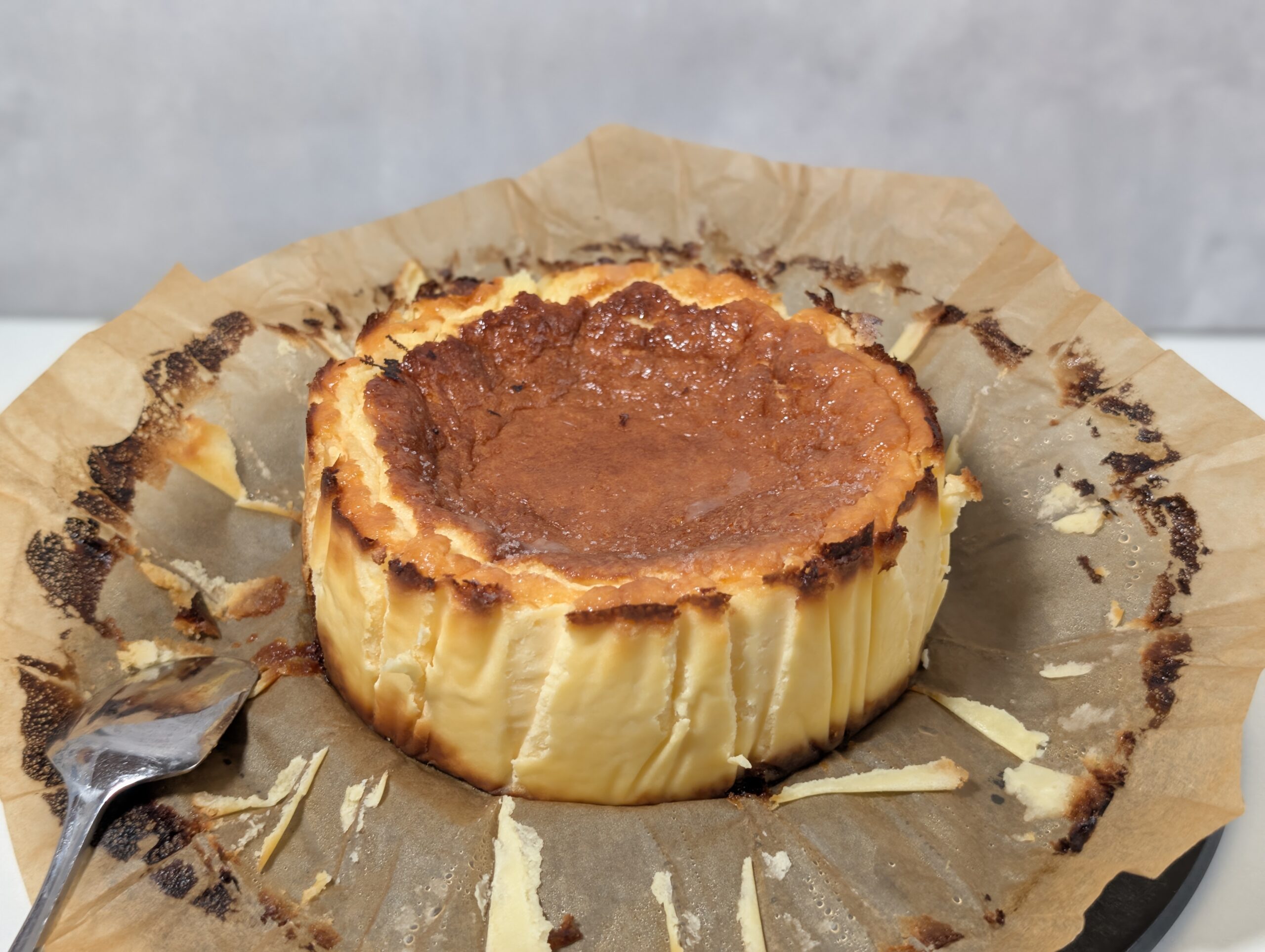 柳月、トカチック・バスキュ～（バスクチーズケーキ） 