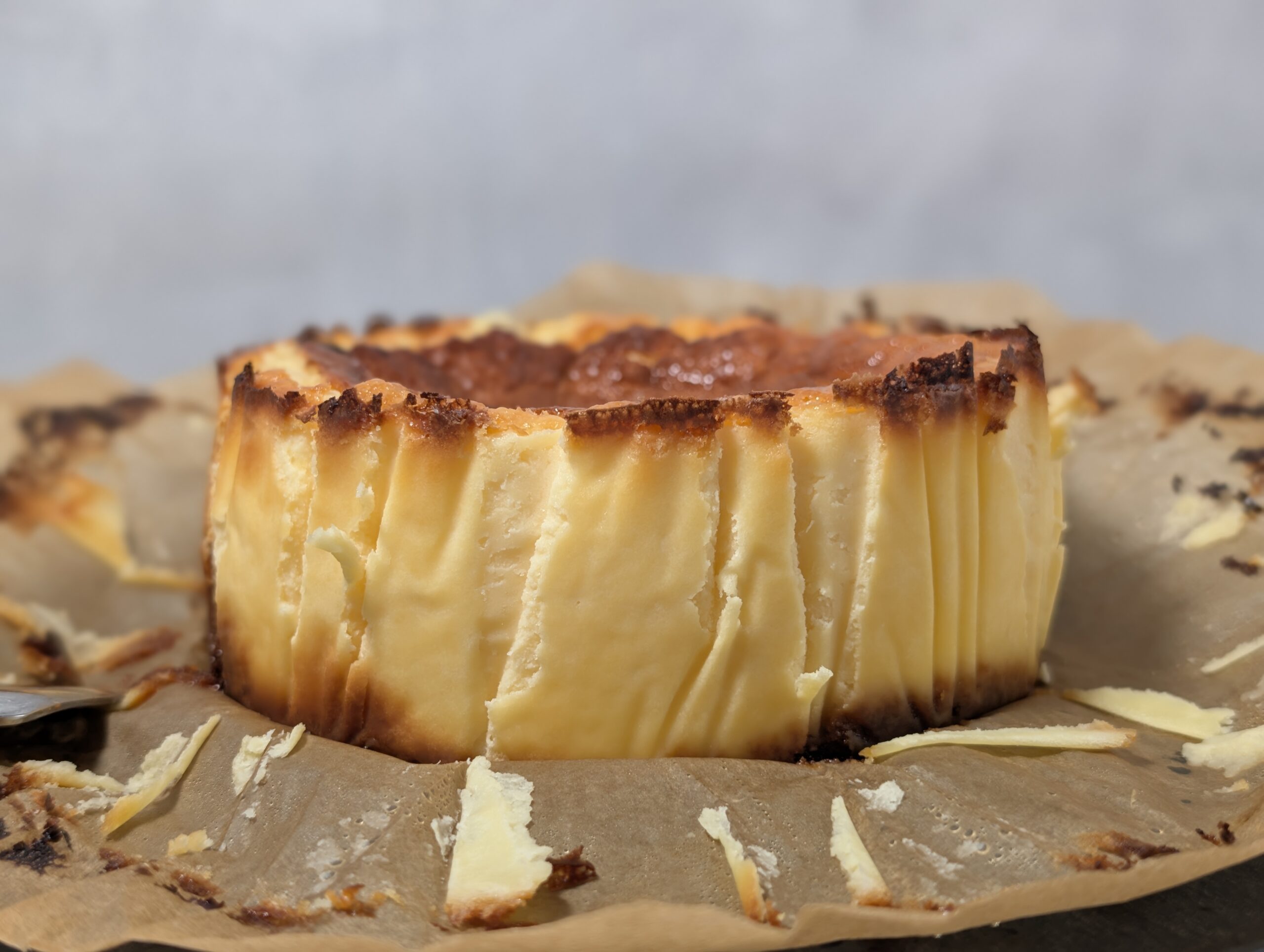 柳月、トカチック・バスキュ～（バスクチーズケーキ） 