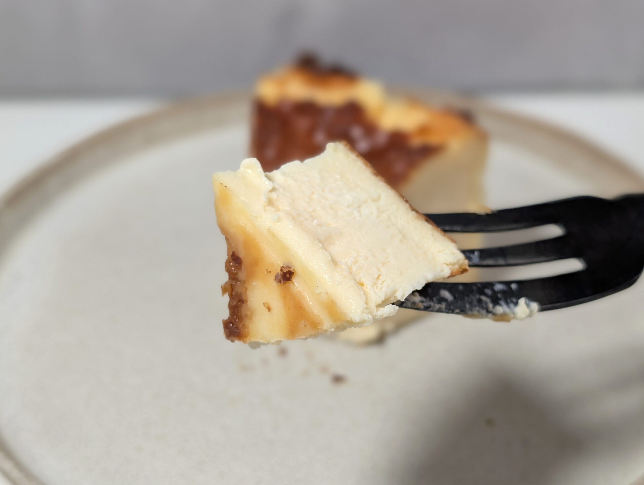 柳月、トカチック・バスキュ～（バスクチーズケーキ） 